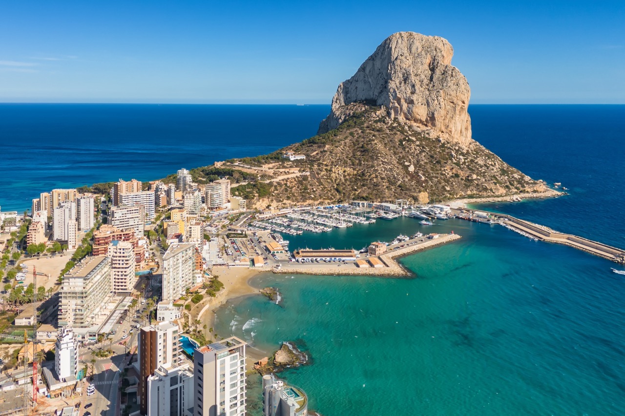 Beste makelaar in Calpe vinden? Tips & Vergelijking 2025