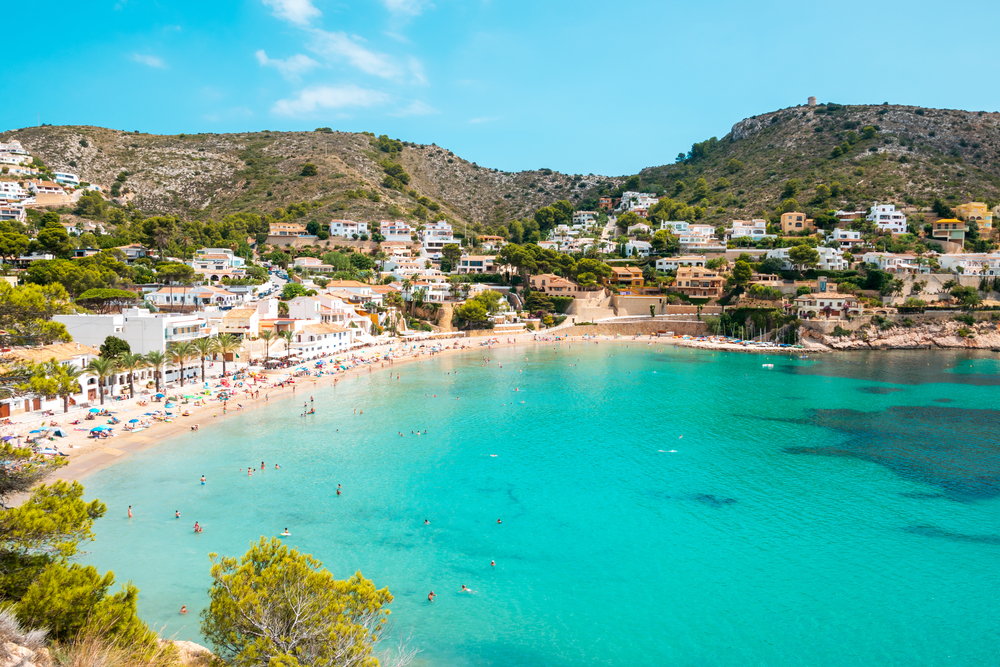 Tips to Sell Your House in Moraira for Maximum Profit