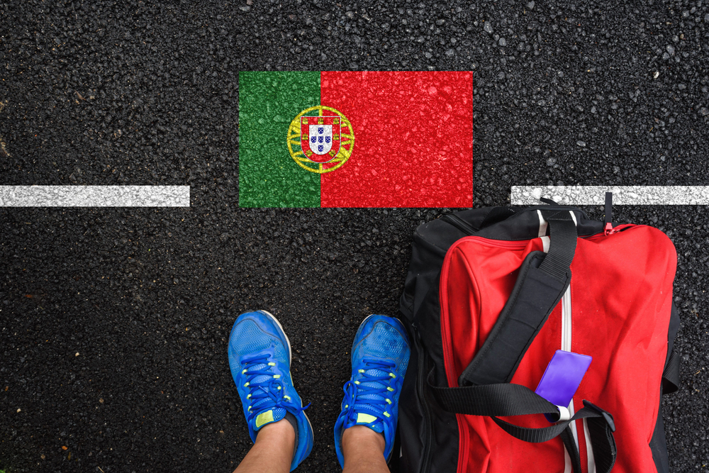 Emigrar a Portugal en 2025: Reglas, Consejos y Práctica