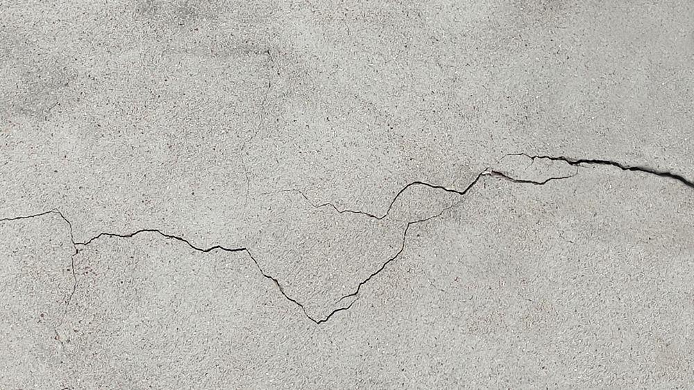 Wall Cracks in Spain: Essential Information You Should Know