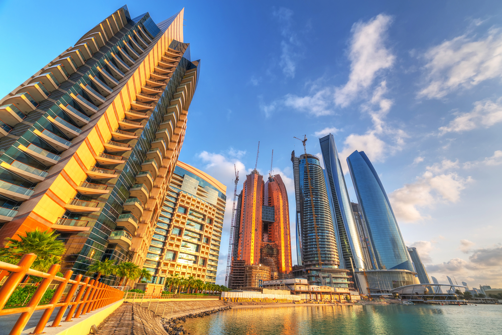 Dubai oder Abu Dhabi: Wo lohnt sich eine Immobilieninvestition?