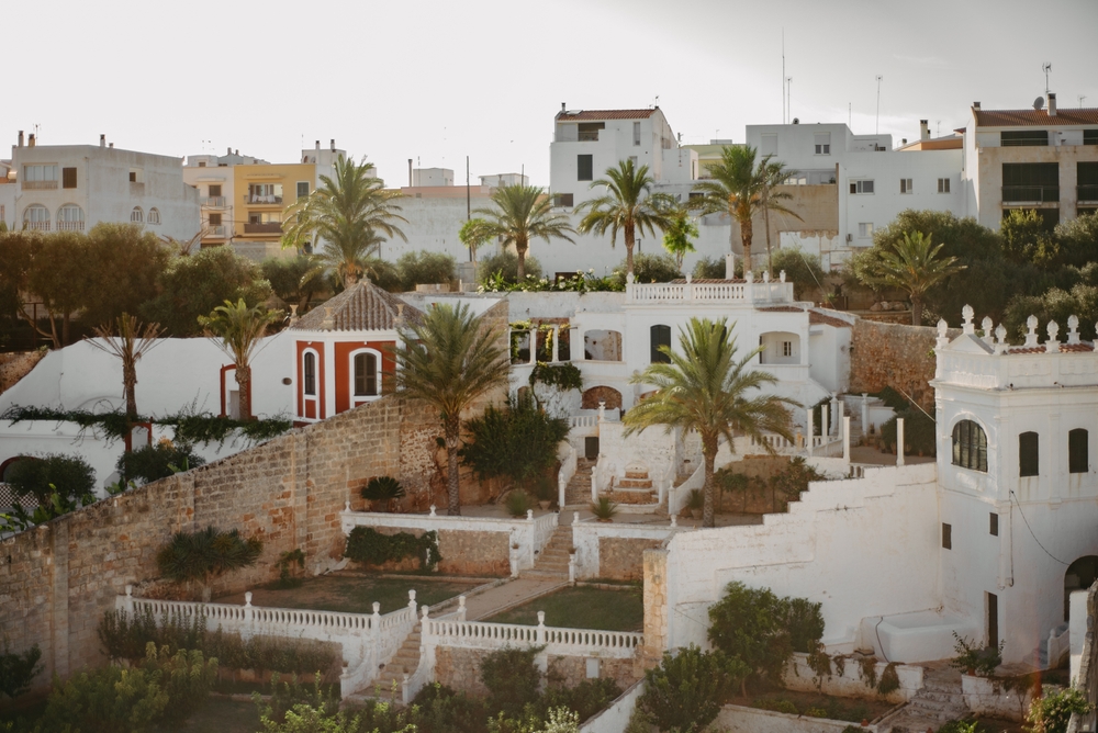 Buy a Villa in Spain Under €300,000 – Affordable Villas for Sale
