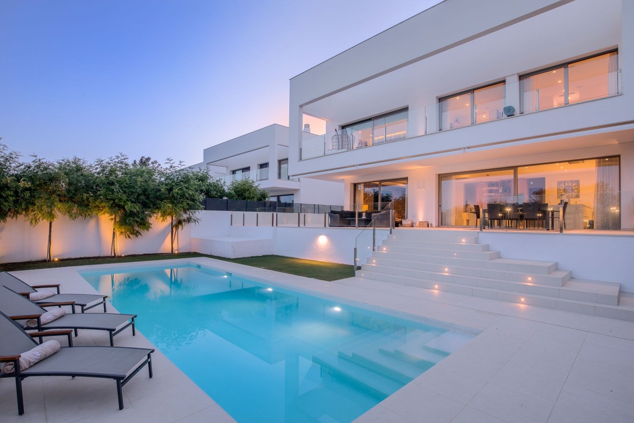 Villa Loma de Casasola: Villas de lujo en Guadalmina Baja