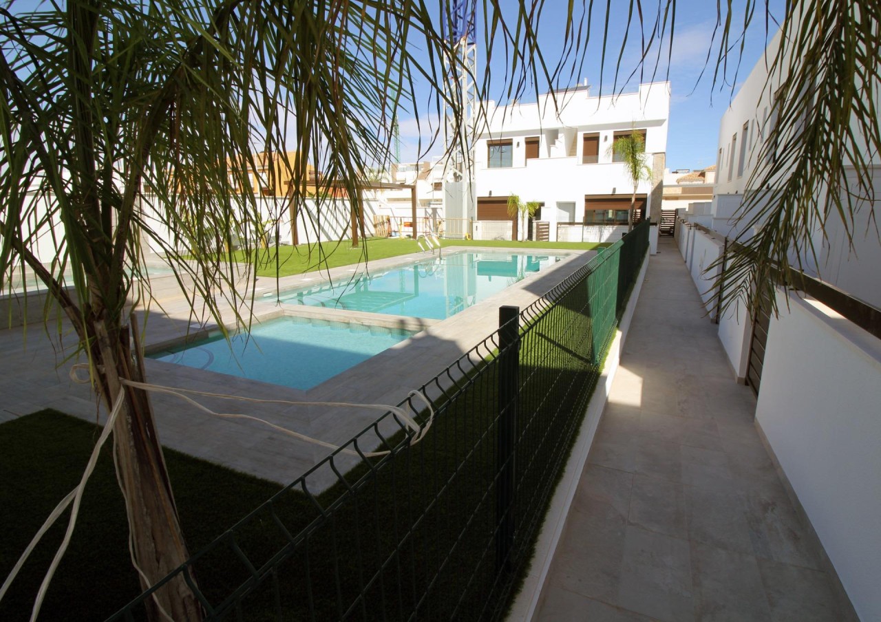 Bahia Homes Horadada 3: Nuevas casas adosadas en Pilar de la Horadada
