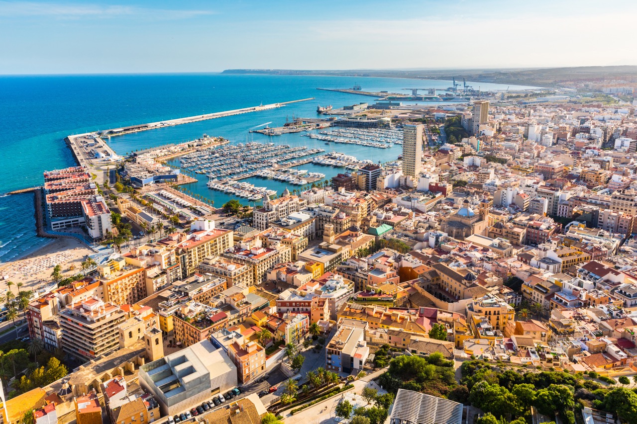 Best Time to Sell Your House in Alicante | Expert Tips