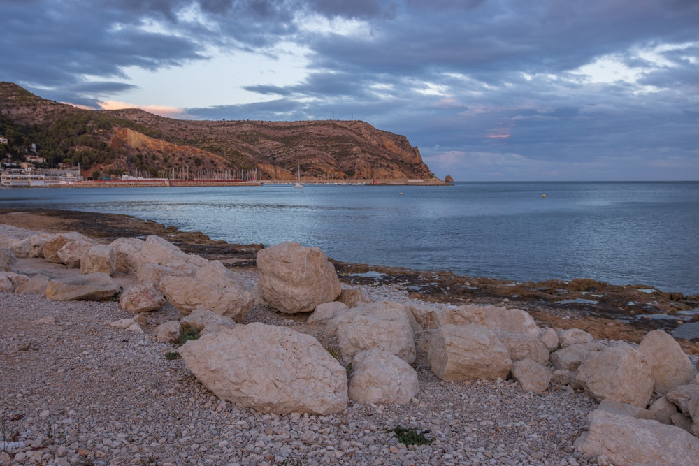 How to Spend the Winter in Costa Blanca: Essential Tips