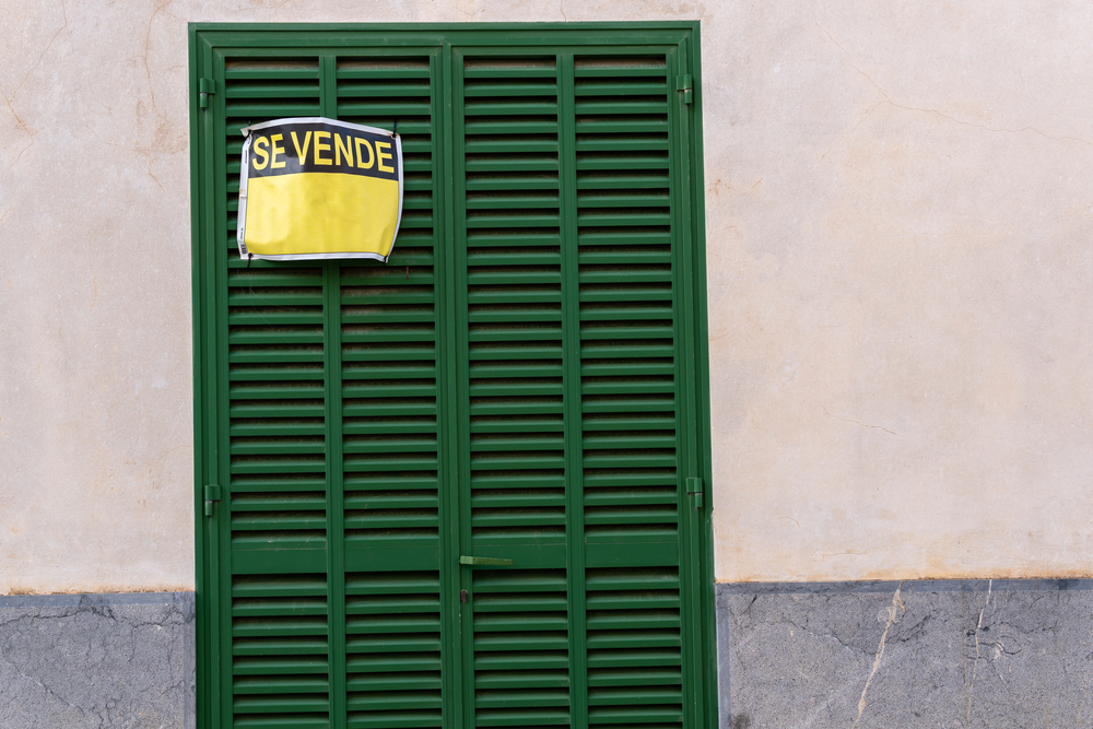 What Does ‘Se Vende’ Mean in Spain? | Spanish Term Explained