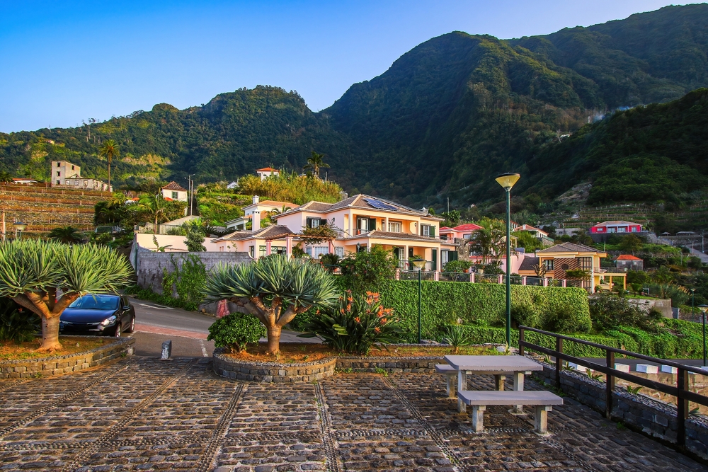 Vakantiehuis Portugal 2025: Prijzen & Kosten per Regio