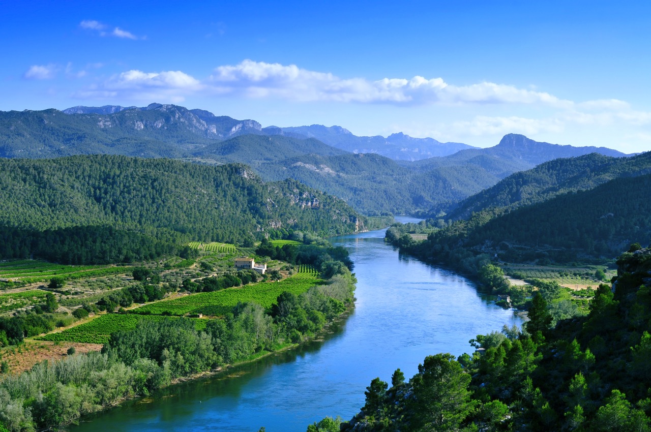 Los 7 mejores pueblos de la Ribera d'Ebre para comprar la casa de tus sueños en España