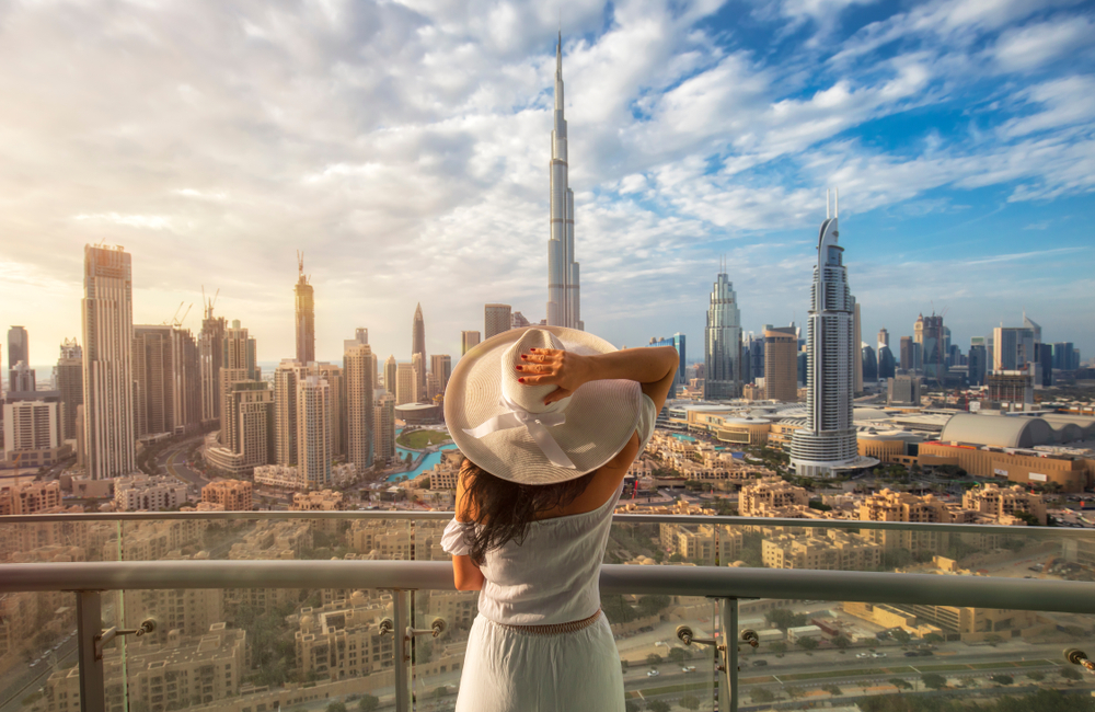 Lebensstil in Dubai: Kultur, Kleidung & Gewohnheiten verstehen