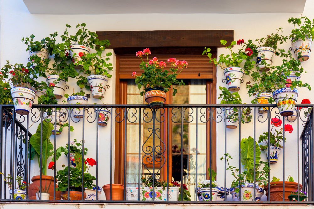 Maximum Weight Allowed on Balconies in Spain | Guide 2024
